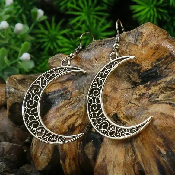 Crescent Moon Bohemian Earrings - Picture 1 of 2